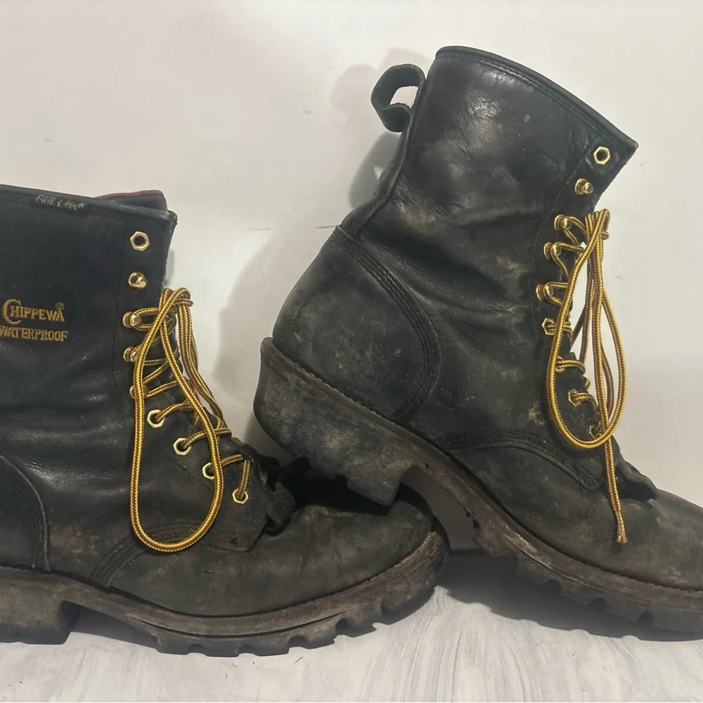 Chippewa Mens 9.5 Black Paladin Logger Boots Leather‎ Waterproof 73050 Vibram